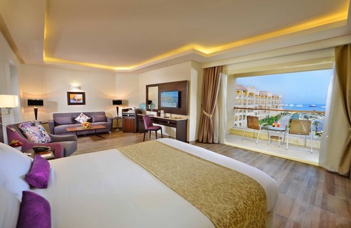 Sheraton Road -Sakkala Complejo | Pickalbatros White Beach Resort - Hurghada