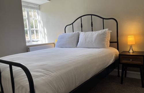 Llanddowror Hotel | Picton House Hotel