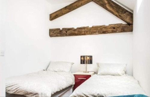 Bicton Cabaña | Picturesque barn converted cottage - 15 mins from Exeter