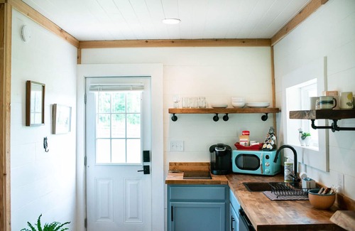 Morganton Apartamento | Picturesque Cottage on a Beautiful Farm