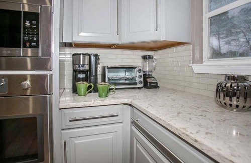 Lillian Casa | Pier - Pool - Pet Friendly - Waterfront - 3-bedroom house on Perdido Bay.