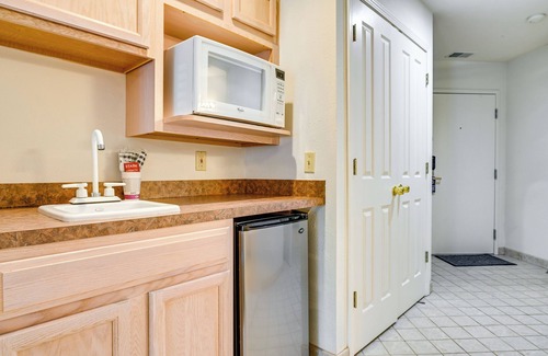 Pigeon Apartamento | Pigeon Studio, Close to Saginaw Bay Waterfront!