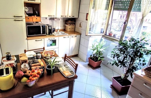 Casal Bertone Casa | Pigneto Room directly Connected to Termini, Colosseum, Vatican, Trevi Fountain