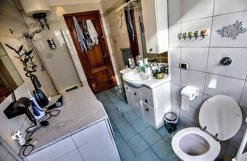 Casal Bertone Casa | Pigneto Room directly Connected to Termini, Colosseum, Vatican, Trevi Fountain