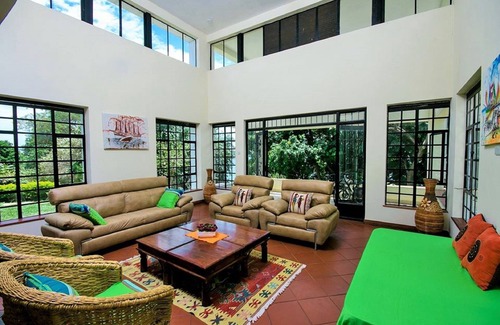Bondo Casa | Pikidi Gardens