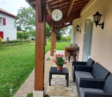 Marmande Apartamento | Pin parasol