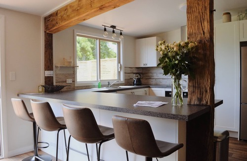 Cambridge Casa | Pincots Cottage, Karapiro - Mountain Farm View