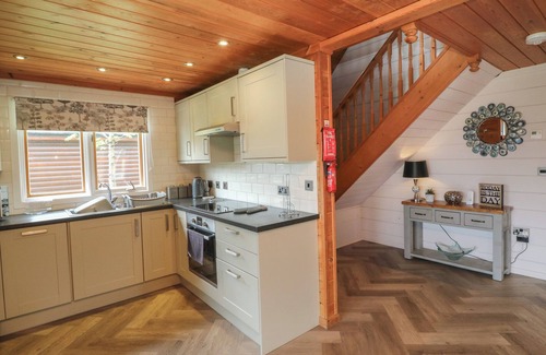 Bridgetown Cabaña | Pine