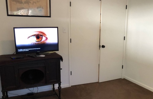 Pine Grove Casa | Pine Grove Tranquility downstairs apartment