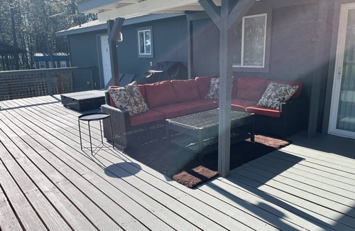 Pine Hollow Casa | Pine Hollow Lakehouse Retreat