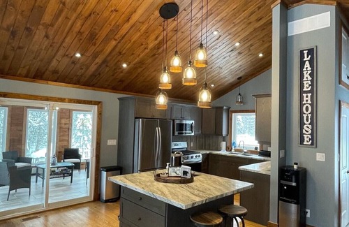 Perry Cabaña | Pine Lane Retreat
