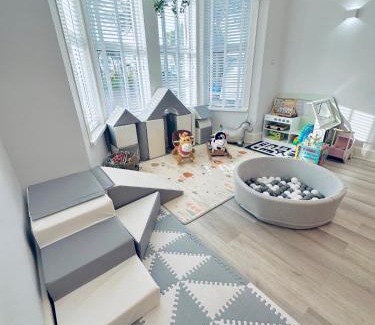 Newquay Casa | Pine Lodge Hotel