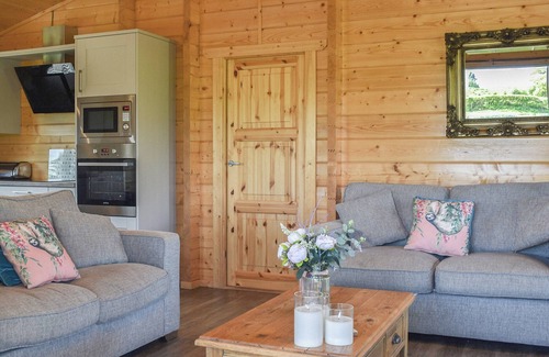 Lindal in Furness Cabaña | Pine Lodge - UK30007