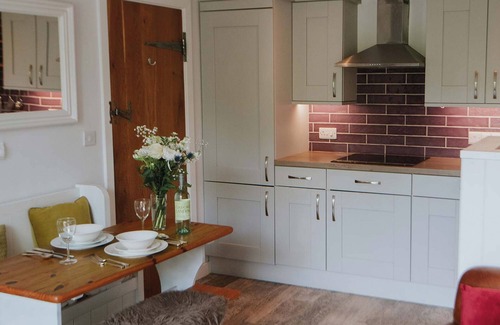 Eardington Cabaña | Pine Tree Lodge Bridgnorth