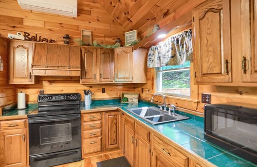 Elliottsburg Cabina | Pine View Cottage