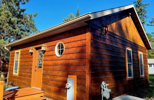 Elcho Cabina | Pineview Cabin en Bayview Cabin Resort en el pintoresco lago Northwoods en Wi.