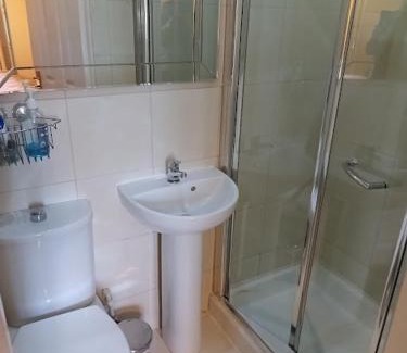 Omagh Casa | Pinewood Lodge Guest House