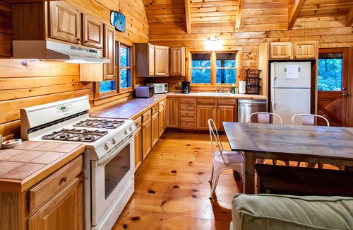 Piney Mountain Cabina | Preciosas vistas, Cerca de actividades al aire libre