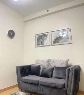 Novaliches Apartamento | PingPongMingTing HomeStay Trees Residences near SM Fairview