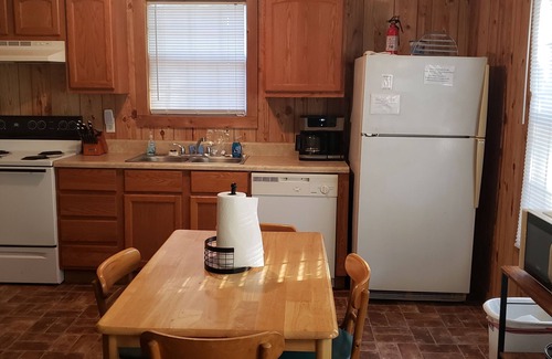 Hornbeak Cabina | Pintail Lodge. Fishing and Hunting Efficiency Lodge.