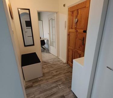 Piotrkow Trybunalski Apartamento | Piotrków Trybunalski Comfort Apartment by BookingHost