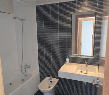 Torredembarra Apartamento | Piscina y Pádel al lado del Mar