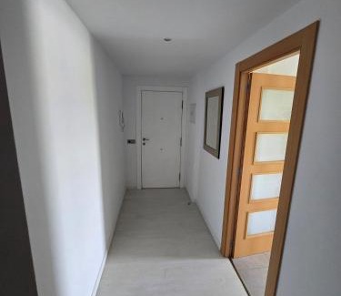 Torredembarra Apartamento | Piscina y Pádel al lado del Mar