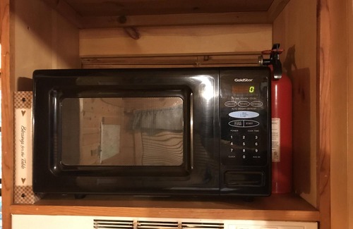 Candler Cabina | Aislado con jacuzzi privado, chimenea, vistas, WiFi, Se admiten mascotas