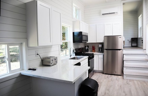Fallbrook Cabina | Pitaya Cabin @ Vinyard Winery, 6 Adults, 2 Kids, Wifi, AC, Fallbrook