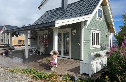 Henningsvaer Villa | Pittelille - supercozy small luxury in Henningsvær