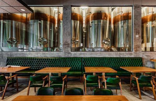 Brazos Hotel | Pivovar Hotel