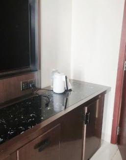 Central Equatoria Hotel | Pj Stays