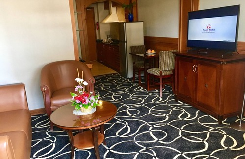 Lubuk Baja Hotel | Planet Holiday Hotel & Residence