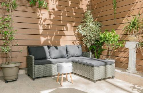 Pangrati Apartamento | Plantaea Deluxe Studio - Athens Modern Escape