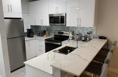 Seven Mile Beach Complejo | Plantation Village 2 Bed / 2 Bath