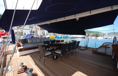 Fethiye Alquiler De Eote | Platin Yachting Ultra Lux 5 Cabinas 10 Pasajeros con Jet Ski y Jakuzi