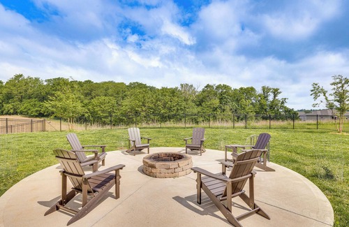 Platte City Casa | Platte City Retreat w/ Patio, Near Kansas City!