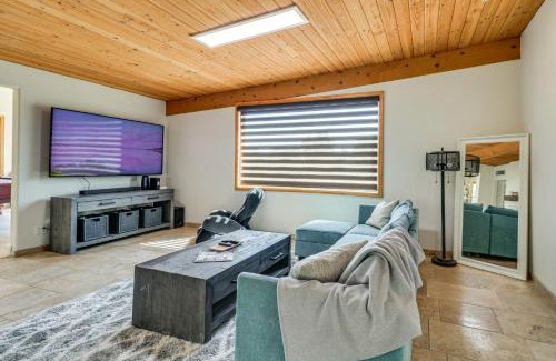 Agua Dulce Casa | Play, Swim and Unwind Luxe Los Angeles Oasis!