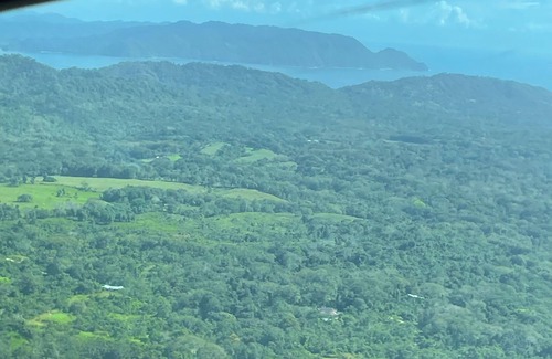 Tambor Condominio | Playa Tambor Costa Rica. Nicoya Peninsula. Ballena Bay Condo Los Delfines Golf