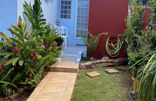 Borinquen Apartamento | Playuela Wishing Well Apartment en Aguadilla PR