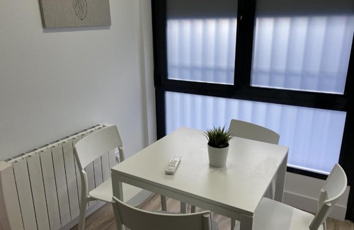Almenara Apartamento | Plaza Castilla Apartments