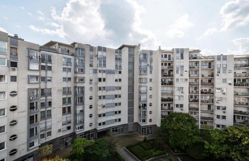 13th District Apartamento | Pleasant & Comfy Apartment in super location