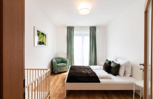 13th District Apartamento | Pleasant & Comfy Apartment in super location