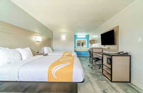 Pleasanton Hotel | Pleasanton Escape Room Near Palmer Ranch Trails