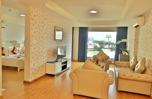 Pleiku Casa | Pleiku & Em Hotel by Gia Lai Tourist