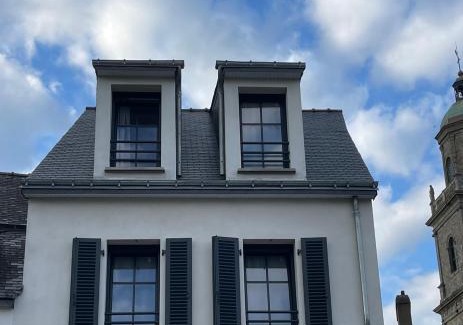 Auray Apartamento | Plein centre Auray - Grand duplex 2 chambres avec terrasse ensoleillée