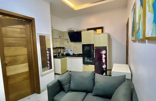 Surulere Apartamento | PLISTBOOKING - LOVELY MODERN ONE BEDROOM SHORT LET APARTMENT IN LEKKI PHASE 1 NG