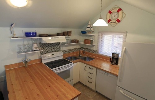 Wasaga Beach Cabaña | Plovers Cove Cottage - Playa Wasaga