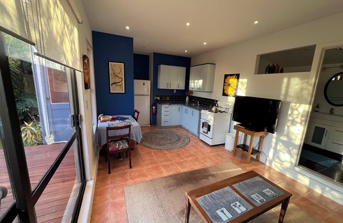 Russell Apartamento | Plum Tree Apartment