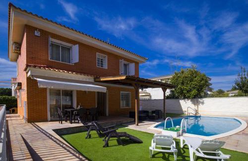 Salou Villa | Pluma Villa